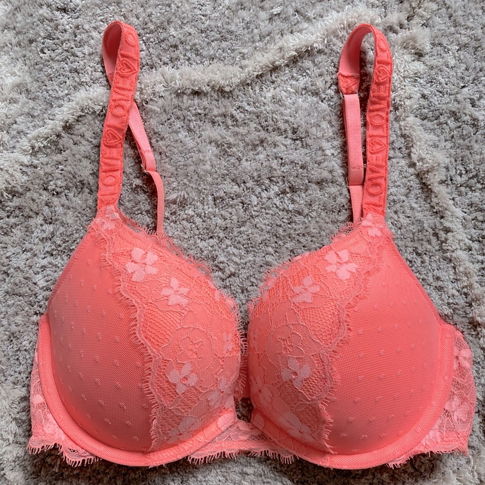 Victoria secret push up bra